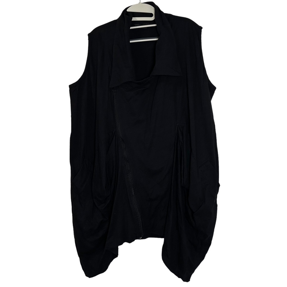 Joozie‎ Cotton Women's Stylish Zip Front Asymmetrical Relaxed Vest in Black